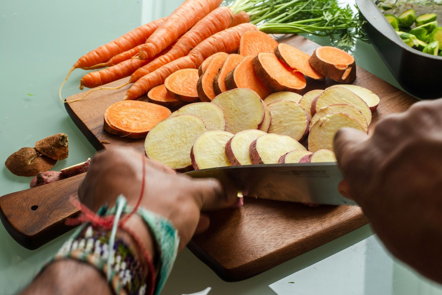 O que cachorro pode comer? Saiba tudo que seu amigo pode experimentar!